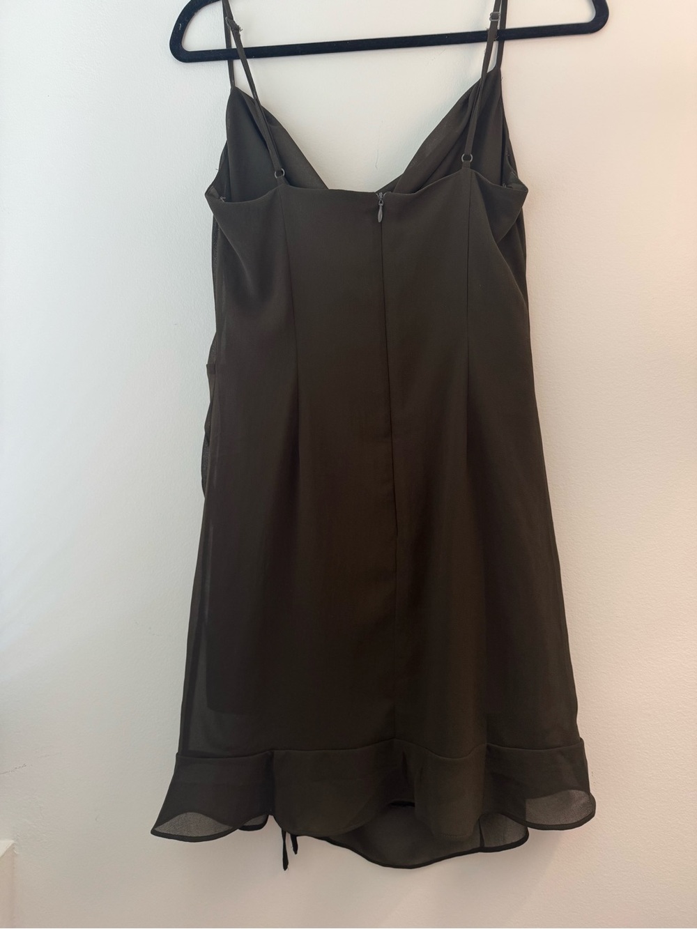 Sleek Olive Mini Dress with Adjustable Ruched Side - Picture 3 of 5